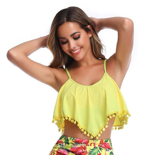 Bikini de cintura alta acolchado con volantes al lado