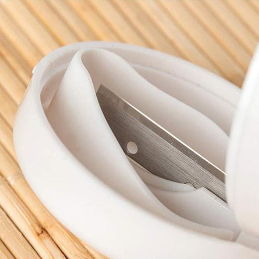 Pastillero 2 en 1 y trituradora